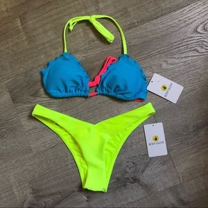 Body glove spectrum bikini set